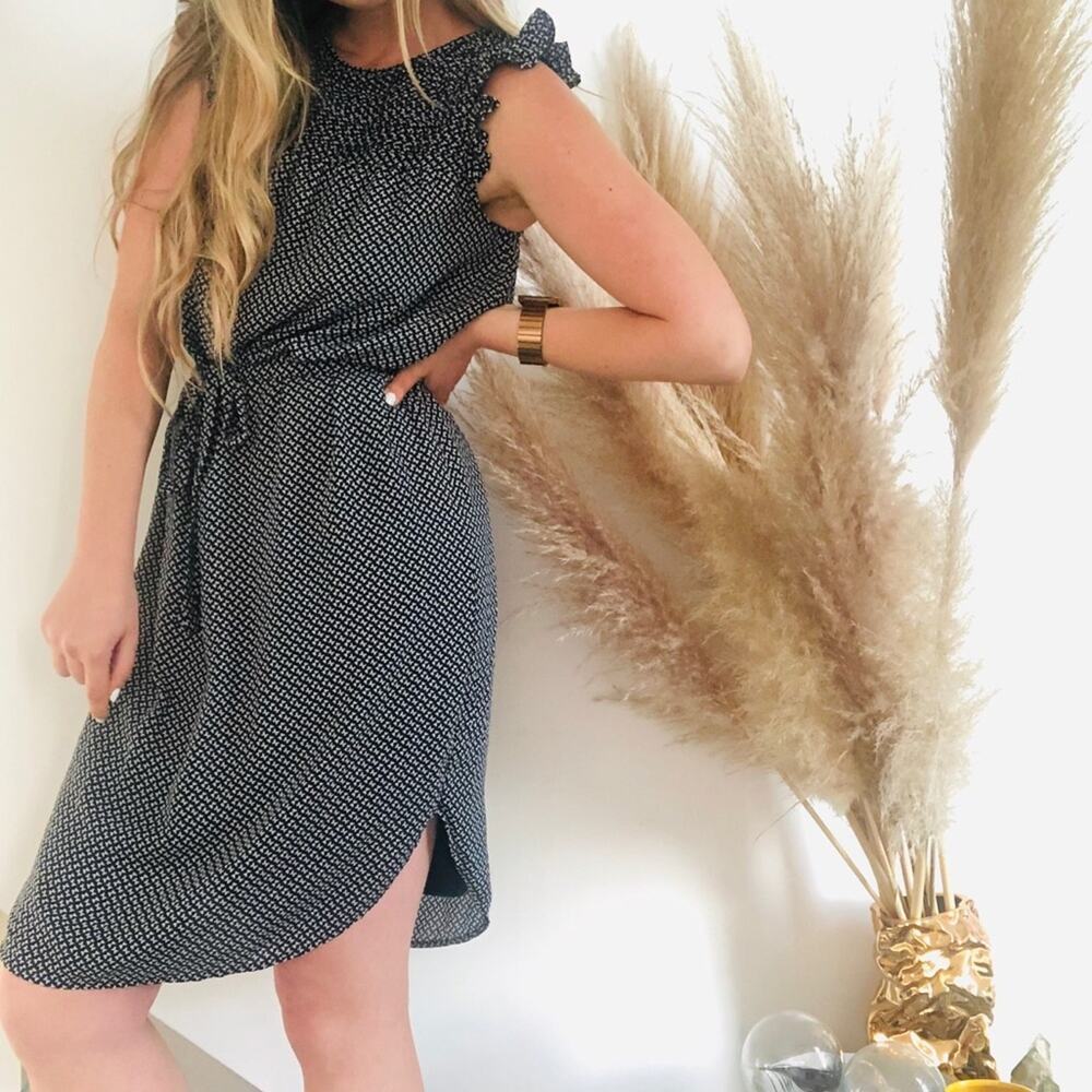 H&M Navy White Printed Pleated Smocked Ruffle Tie Waist Sleeveless Tank Dress 6